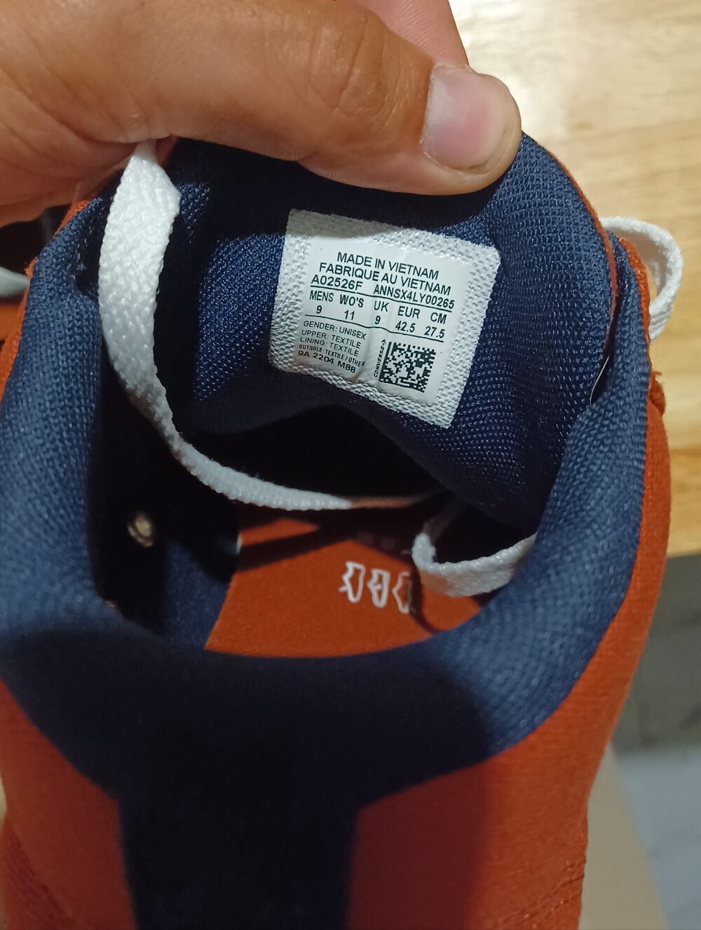 Converse Mid-Top (Rust Red) - Picture 2 of 4